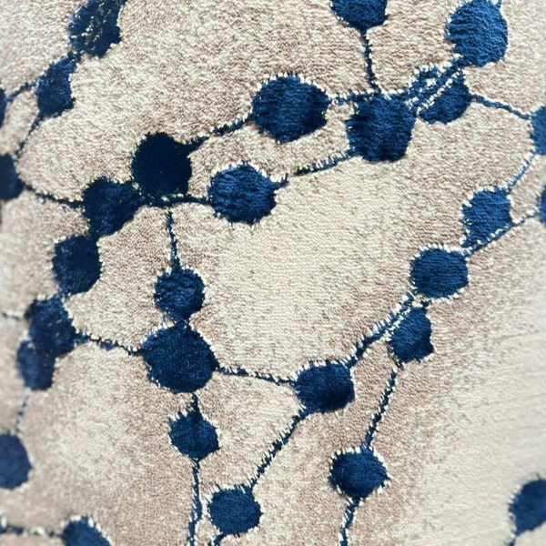 wall to wall carpet