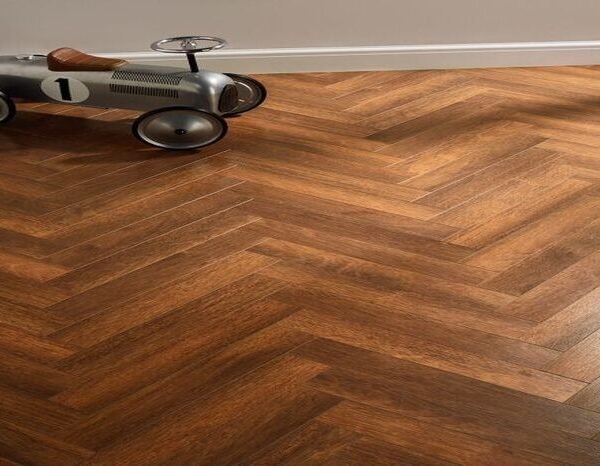Reflective Ridge Laminate Flooring Oak Brown