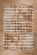 Beige shaggy rug 3x5 ft with soft fluffy pile by Musa Carpets