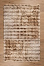 Beige shaggy rug 4x6 ft with soft fluffy pile by Musa Carpets