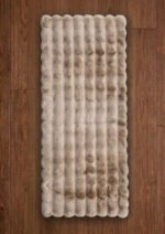 Brown shaggy rug with soft fluffy pile by Musa Carpets