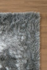 Grey shaggy rug 4x6ft Musa Carpets