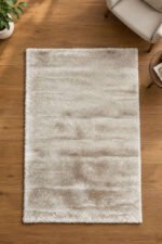 Ivory shaggy rug for modern bedroom and living room décor