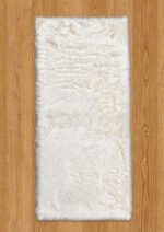 White shaggy rug 2.5x6 ft by Musa Carpets