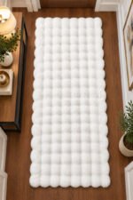 White shaggy runner rug 2.5x6 ft for modern home décor